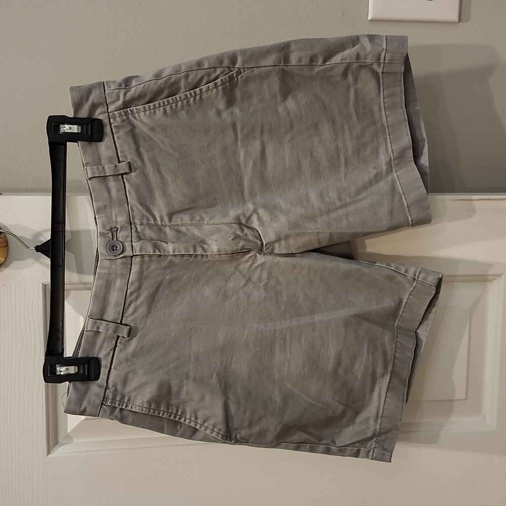 Vineyard Vines Mens Gray Breaker Shorts Size 30 Waist